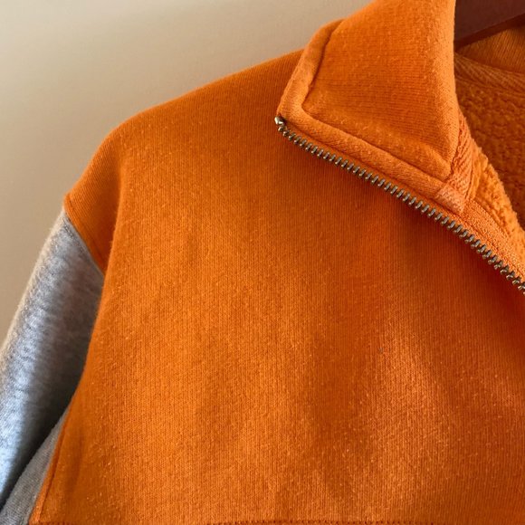 Aritzia TNA Warm-Up Sweater - Picture 6 of 9